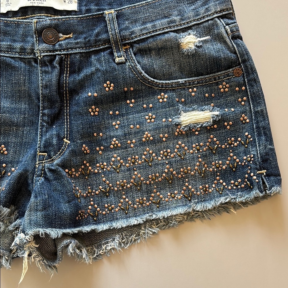 Abercrombie & Fitch Jean Shorts Distressed‎ Metallic Embellishments Size 6 Y2K - Picture 6 of 13